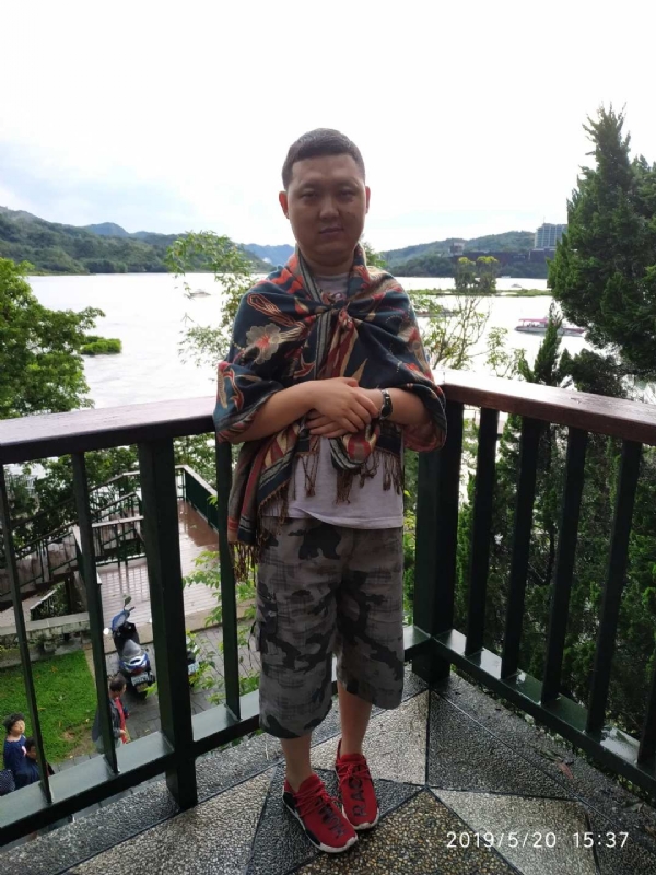 爱情里的俩个人的第一张照片--内蒙古交友中心