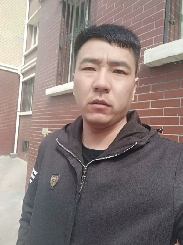 谁伴我闯荡的第一张照片--内蒙古交友中心